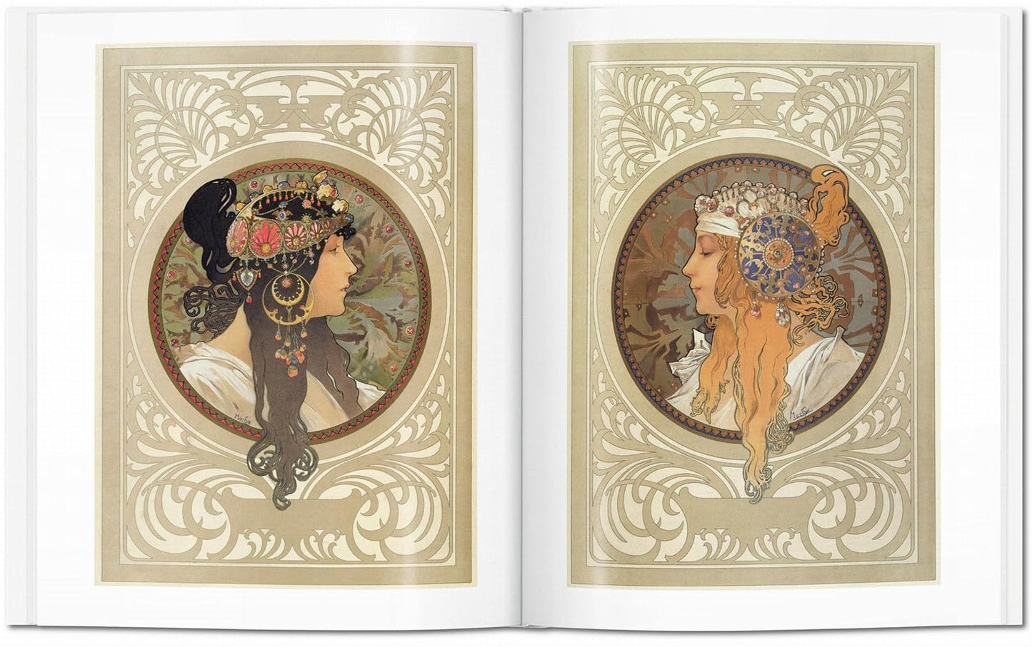 Alphonse Mucha (Basic Art)