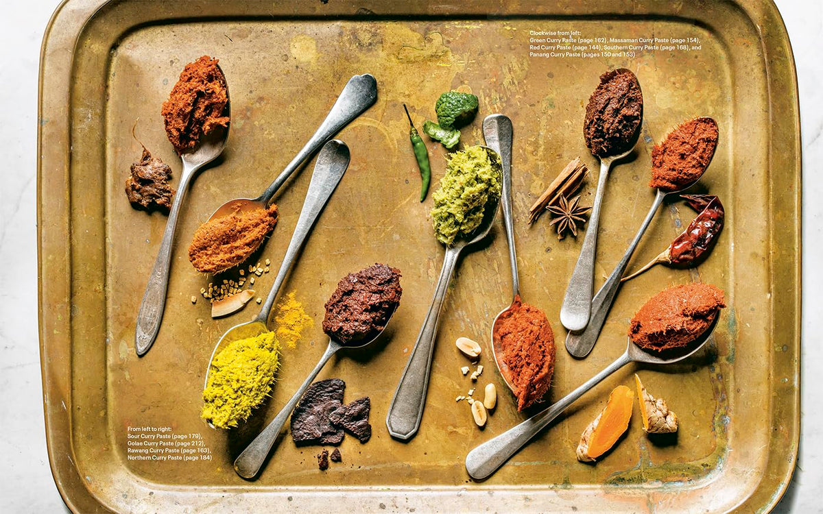 Cooking Thai : Heritage and Modern Recipes from My Kitchen Notebooks [Hardcover]